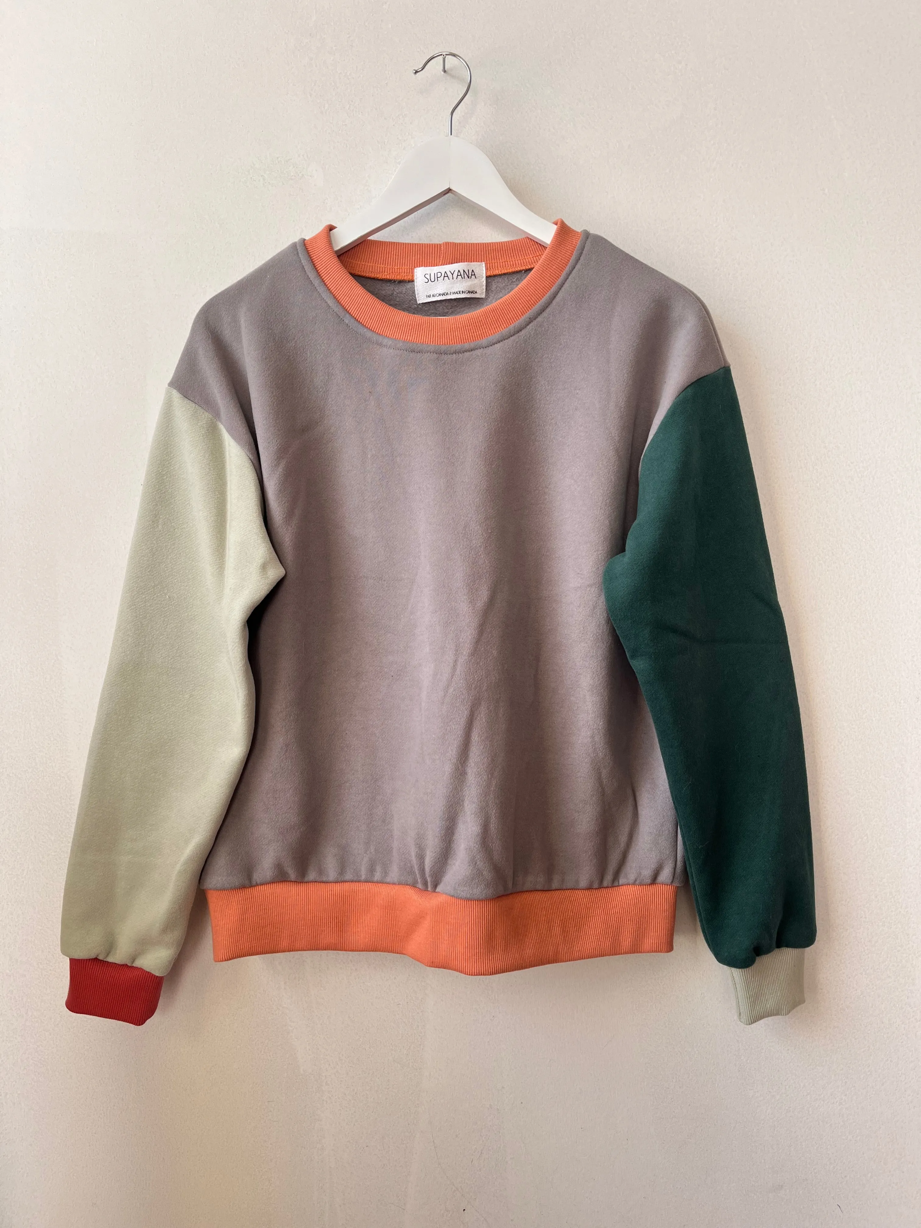 Colorblock sweatshirt C (Size XS/S)