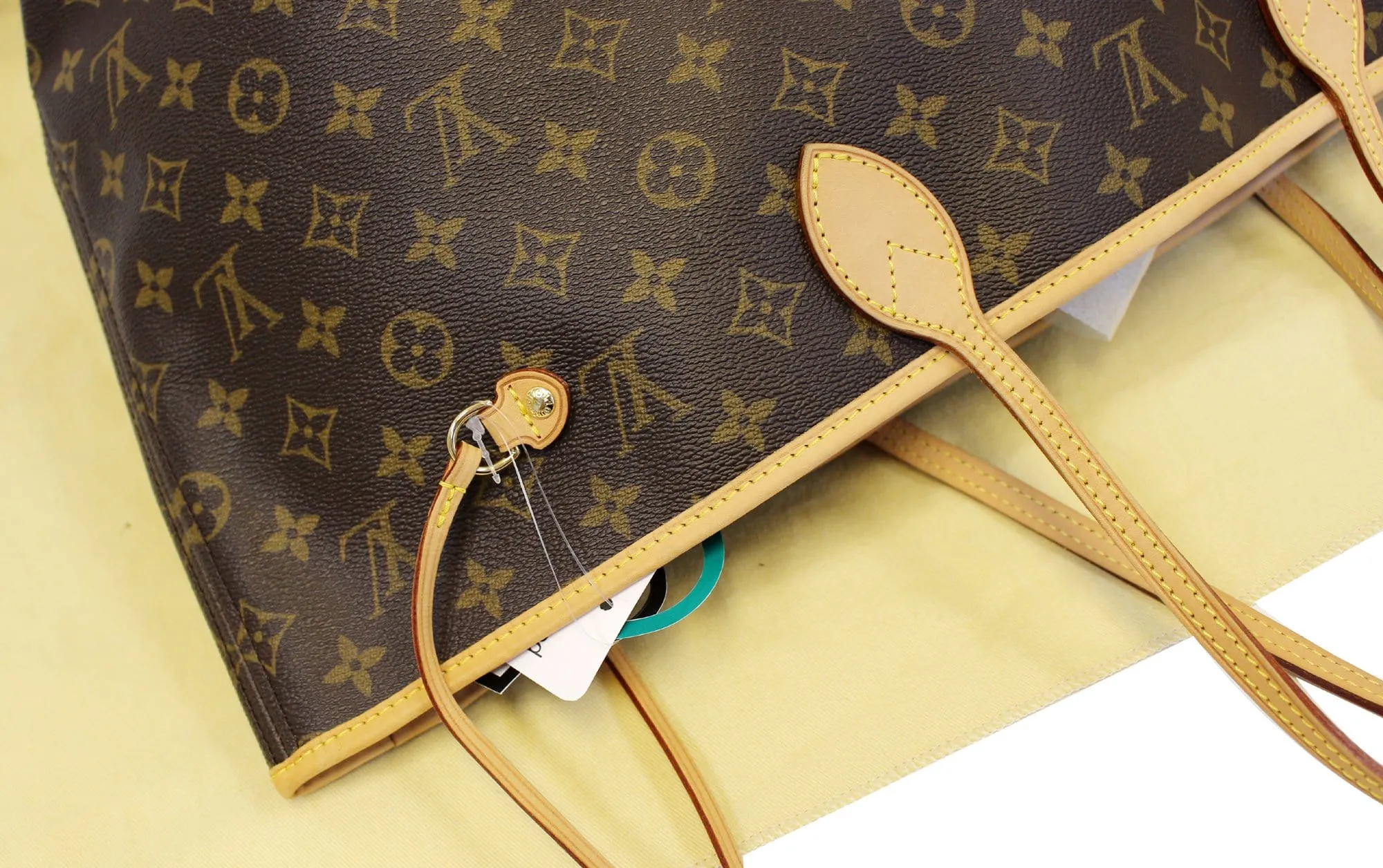 LOUIS VUITTON  Neverfull GM Monogram Canvas Shoulder Bag